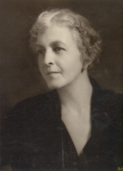 Portrait, Louise Steelman